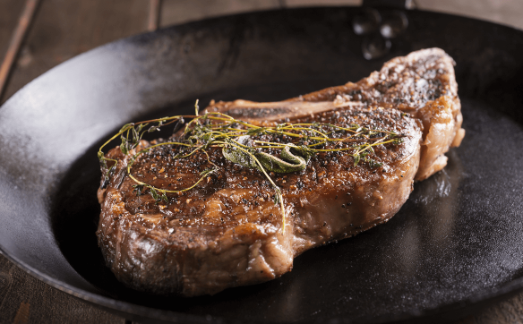 Côte de bœuf grillée